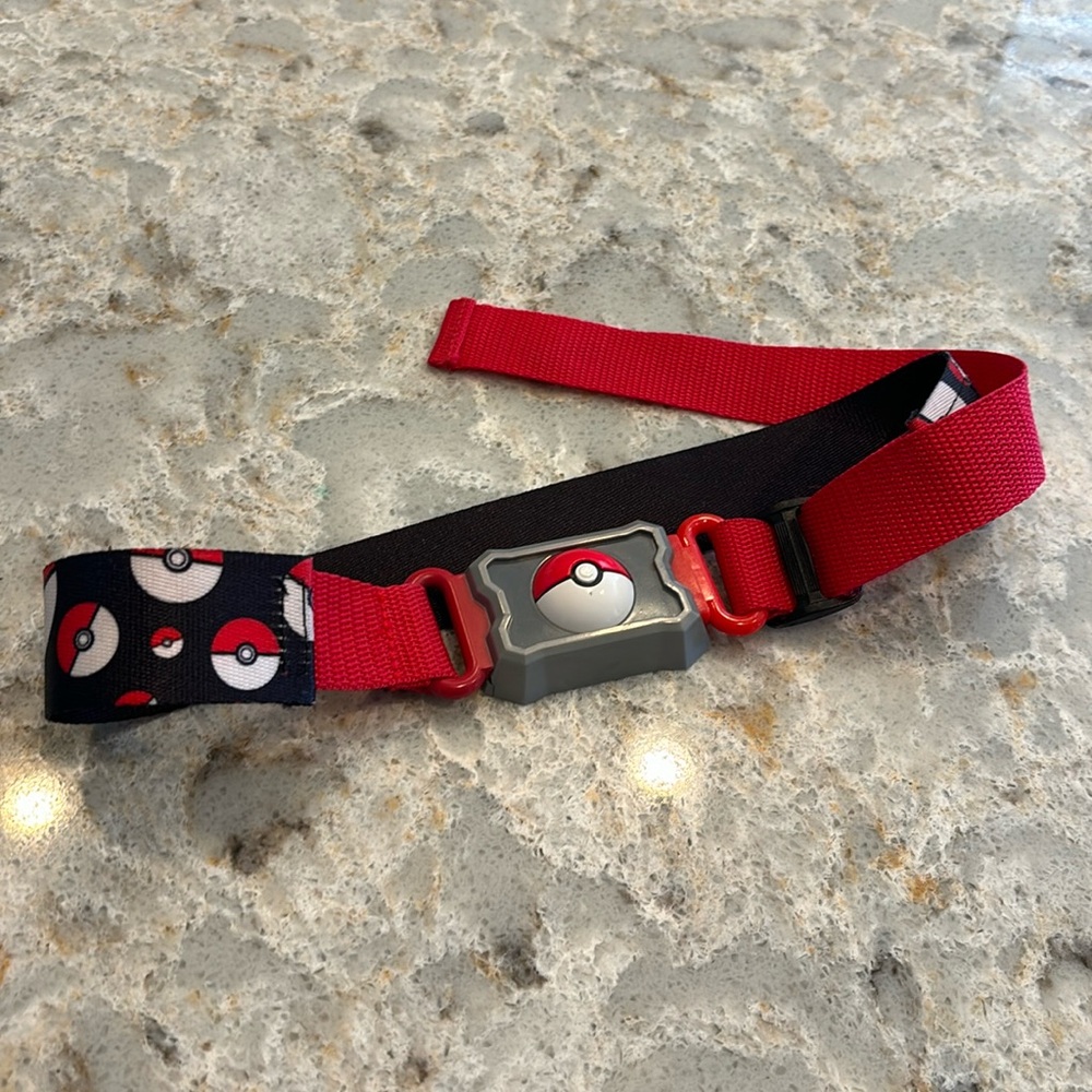 Pokémon adjustable child’s Clip N Go belt, authentic 2016 Nintendo made by Tony